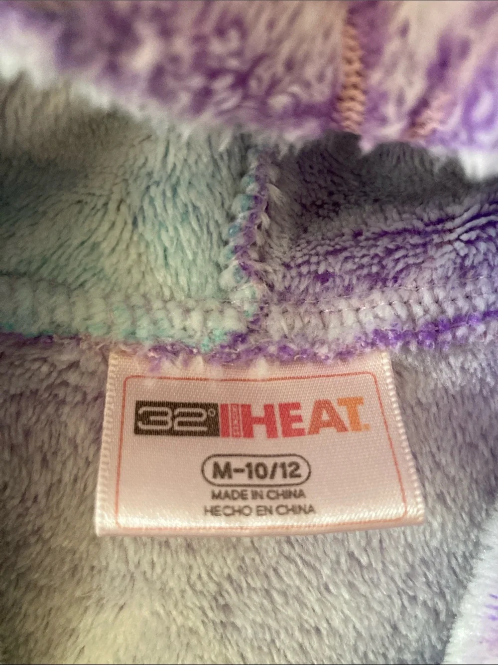 32 Degrees girls 32